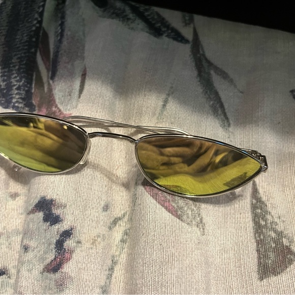 New! Ladies Frames - Picture 5 of 5